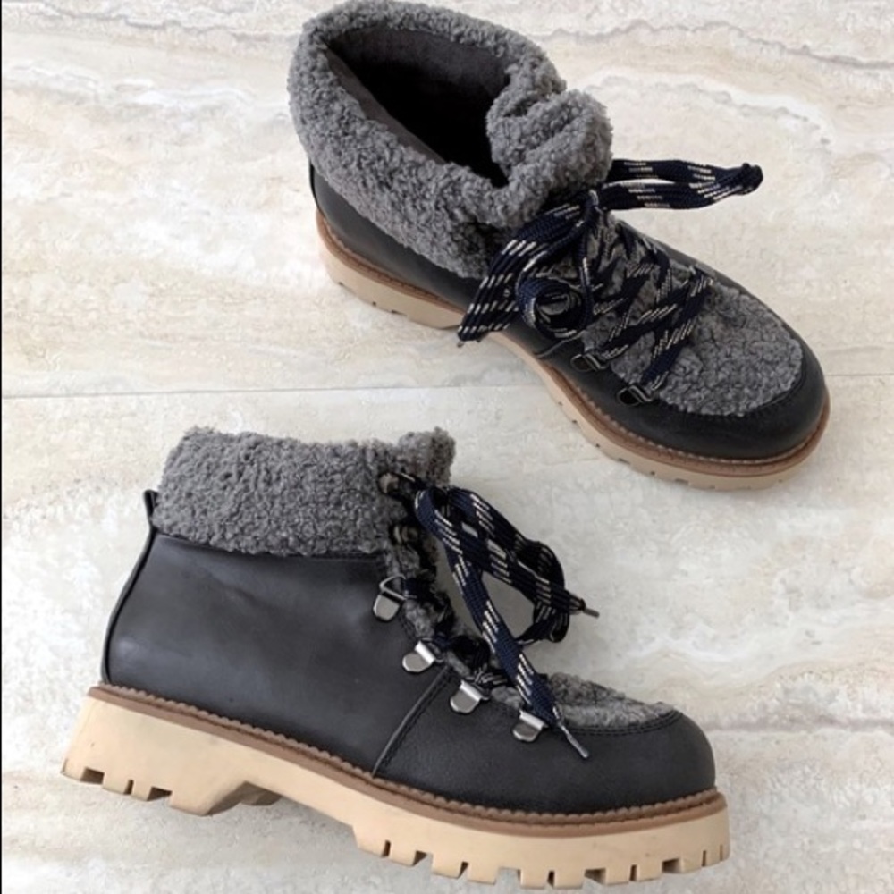 Kilbourn hiking trail boots